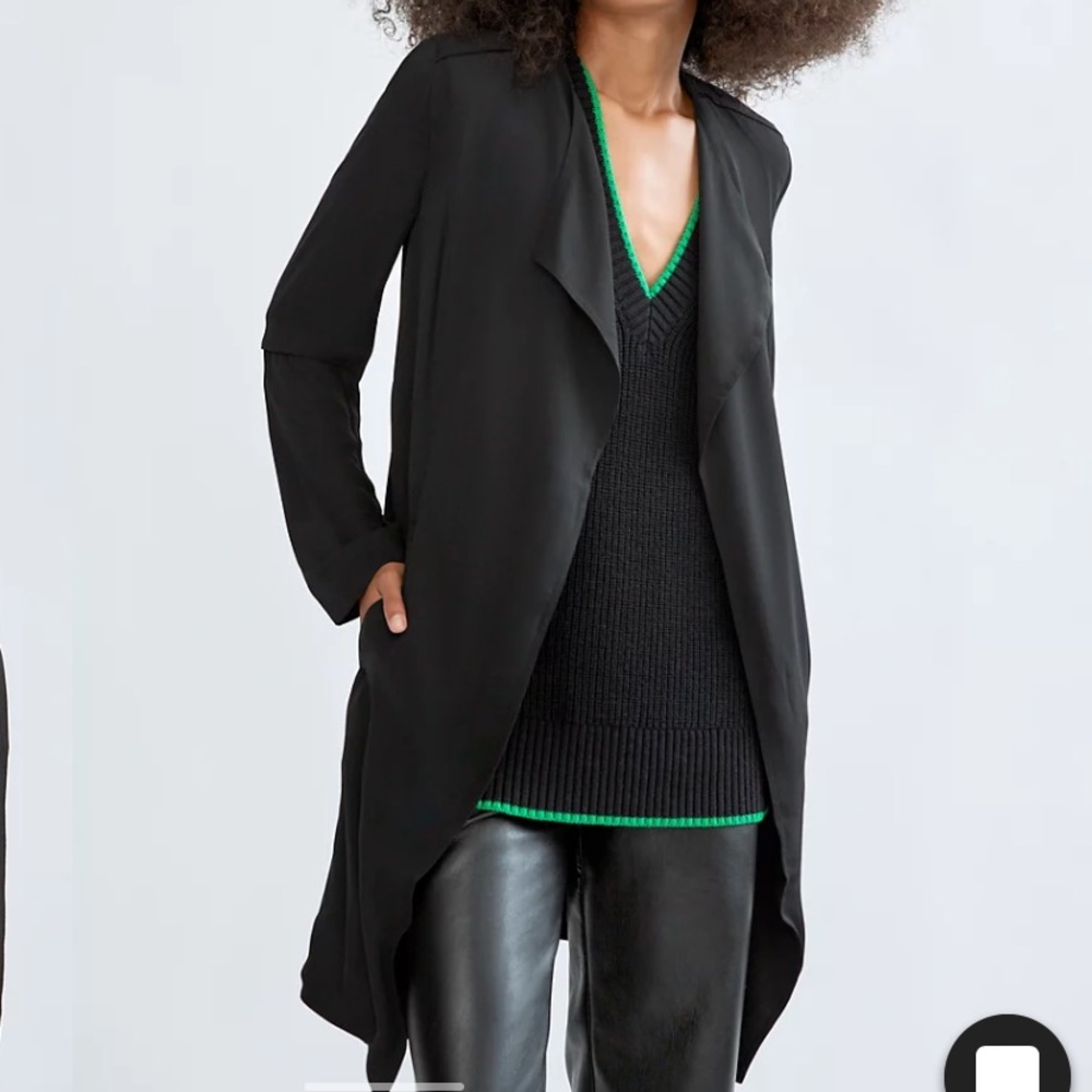 Aritzia Babaton flowy jacket